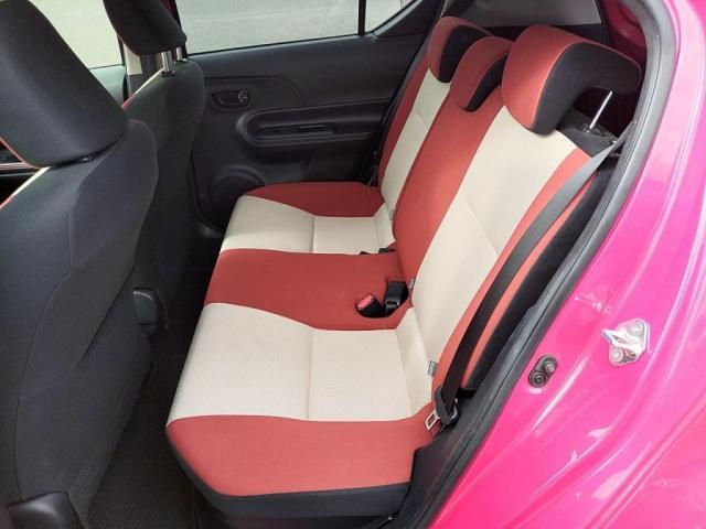 TOYOTA AQUA 2015 Image 31