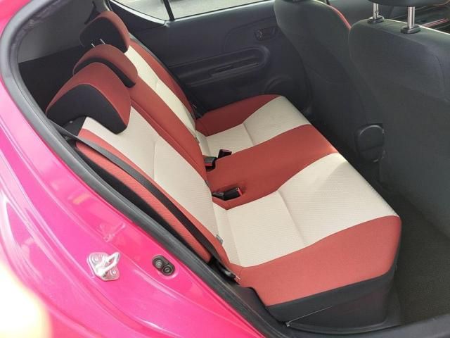 TOYOTA AQUA 2015 Image 31