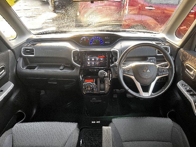 MITSUBISHI DELICA D:2 CUSTOM 2W 2017 Image 31