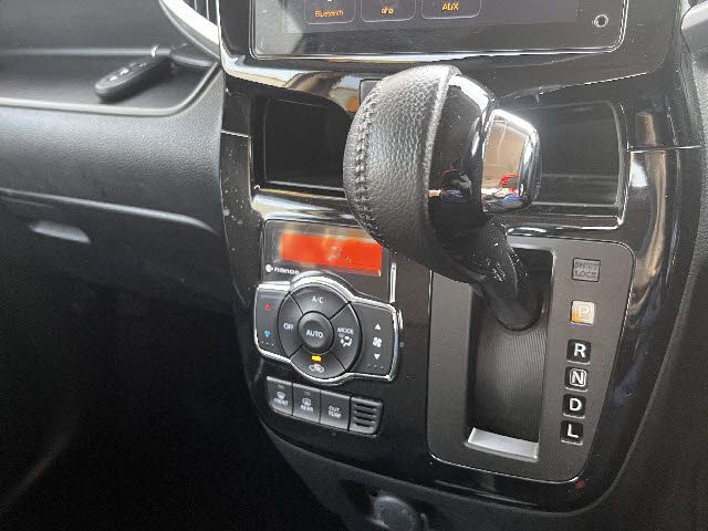 MITSUBISHI DELICA D:2 CUSTOM 2W 2017 Image 31