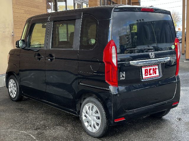 HONDA N BOX 2021 Image 31