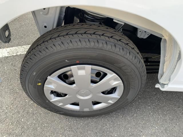 DAIHATSU HIJET CARGO 2025 Image 31