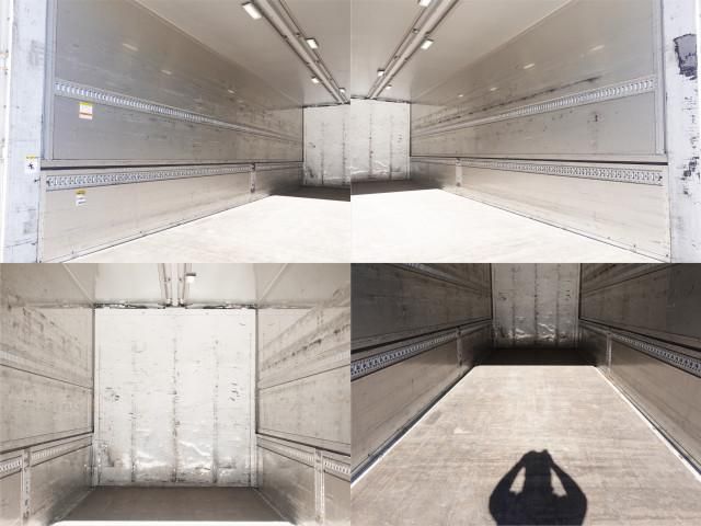 MITSUBISHI FUSOU SUPER GREAT 2014 Image 31