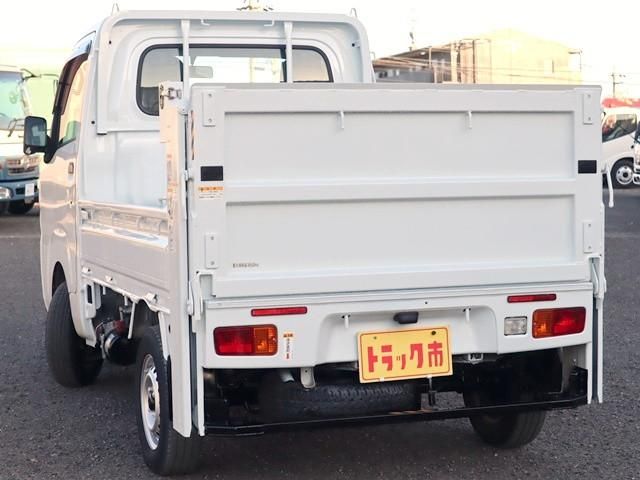 DAIHATSU HIJET TRUCK 2017 Image 31