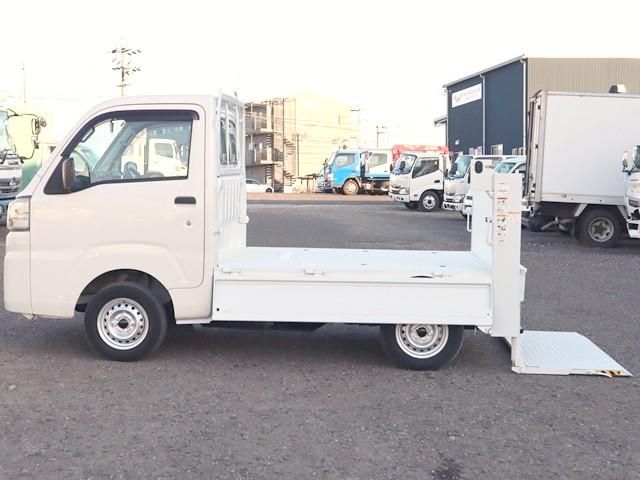 DAIHATSU HIJET TRUCK 2017 Image 31