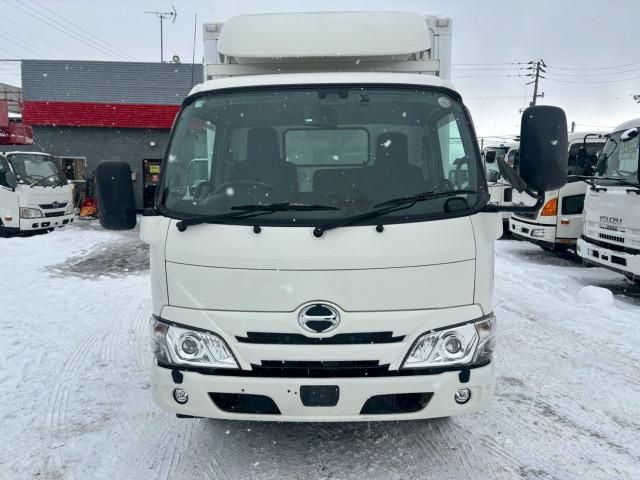 HINO DUTRO 2019 Image 31