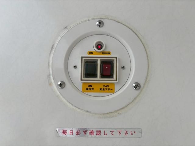 HINO DUTRO 2019 Image 31