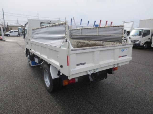 HINO DUTRO 2023 Image 31