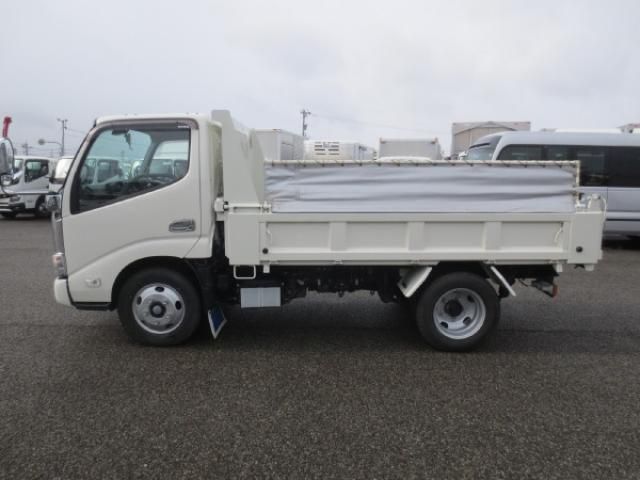 HINO DUTRO 2023 Image 31