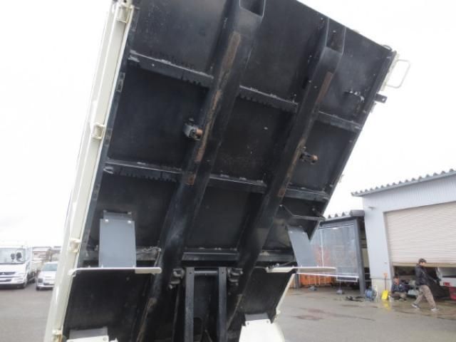 HINO DUTRO 2023 Image 31