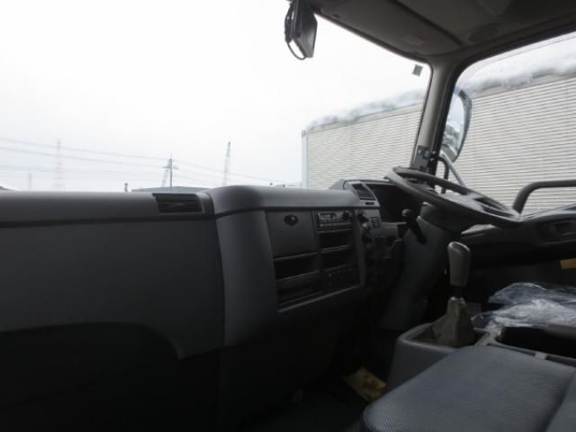 HINO DUTRO 2023 Image 31