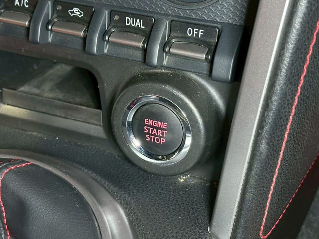 TOYOTA 86 2014 Image 31