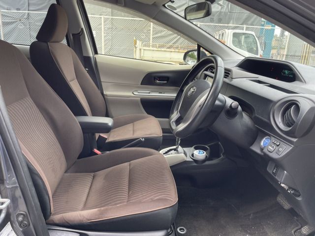 TOYOTA AQUA 2013 Image 31