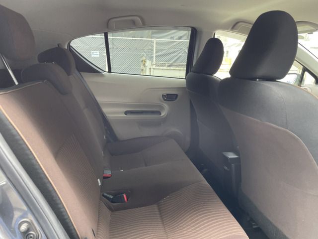 TOYOTA AQUA 2013 Image 31