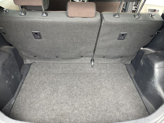 TOYOTA AQUA 2013 Image 31