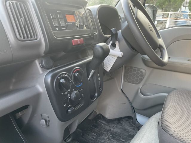 SUZUKI EVERY VAN 2018 Image 31