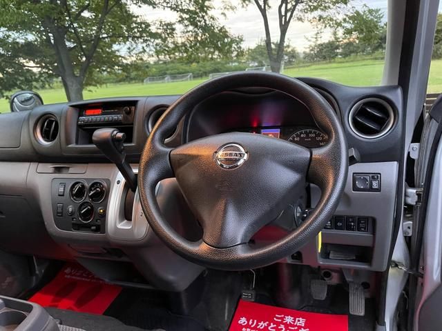 NISSAN NV350 CARAVAN 4WD 2013 Image 31