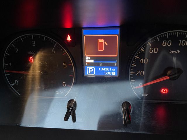 NISSAN NV350 CARAVAN 4WD 2013 Image 31