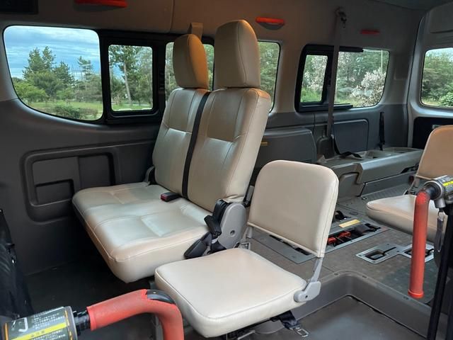 NISSAN NV350 CARAVAN 4WD 2013 Image 31