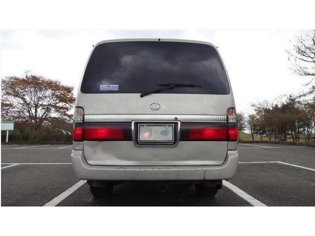 TOYOTA HIACE 2000 Image 31