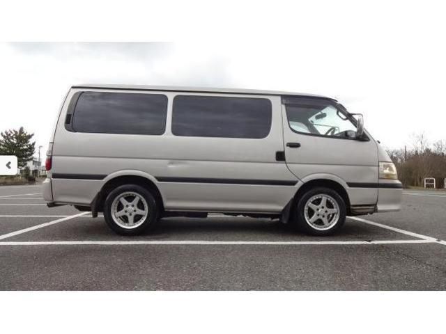 TOYOTA HIACE 2000 Image 31