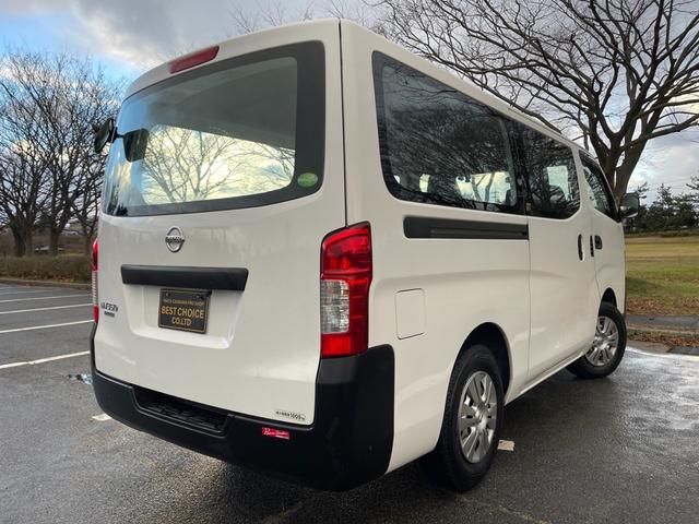 NISSAN NV350 CARAVAN 4WD 2017 Image 31