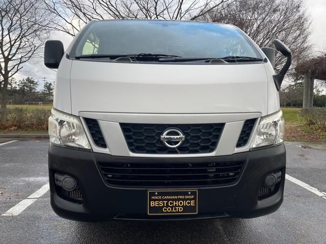 NISSAN NV350 CARAVAN 4WD 2017 Image 31