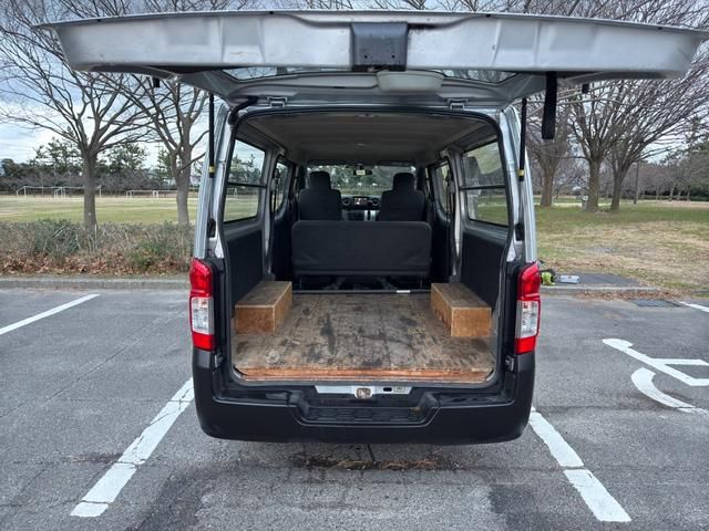 NISSAN NV350 CARAVAN 4WD 2015 Image 31