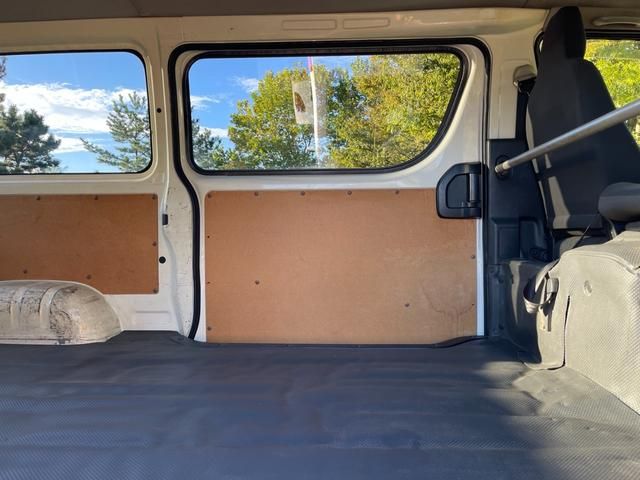 TOYOTA HIACE VAN 4WD 2015 Image 31