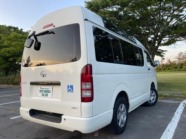 TOYOTA HIACE VAN 4WD 2011 Image 31