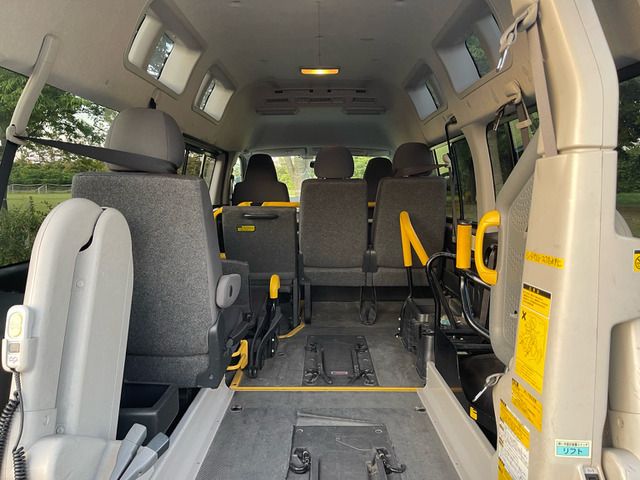 TOYOTA HIACE VAN 4WD 2011 Image 31