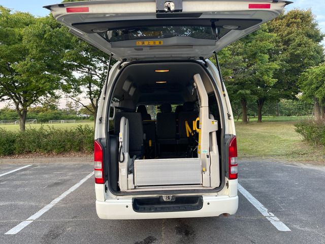 TOYOTA HIACE VAN 4WD 2011 Image 31