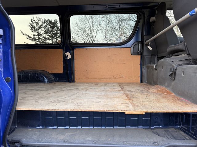 TOYOTA HIACE VAN 4WD 2013 Image 31