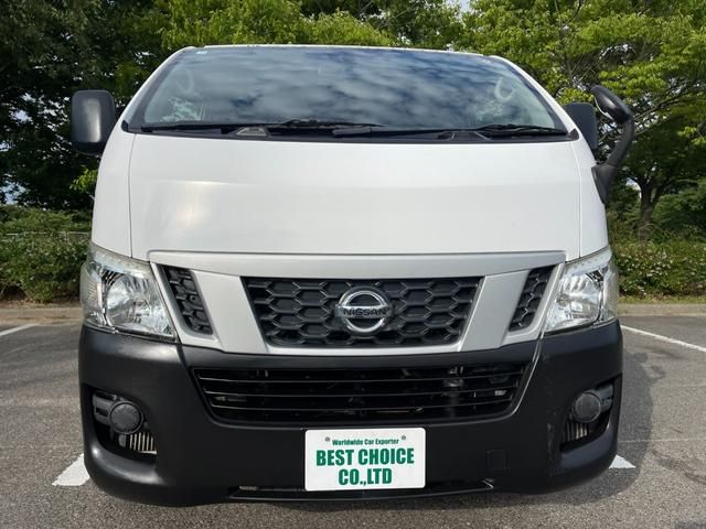 NISSAN NV350 CARAVAN 4WD 2012 Image 31