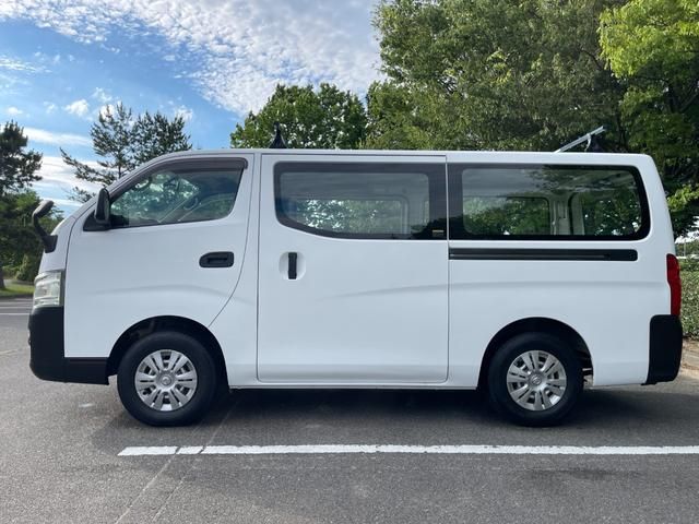 NISSAN NV350 CARAVAN 4WD 2012 Image 31