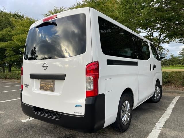 NISSAN NV350 CARAVAN 4WD 2013 Image 31