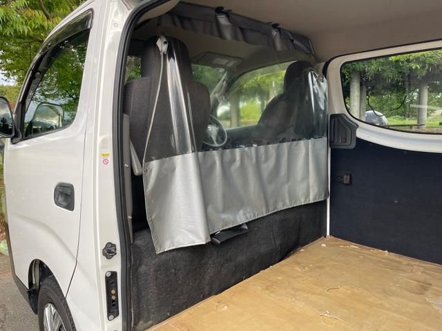 NISSAN NV350 CARAVAN 4WD 2013 Image 31