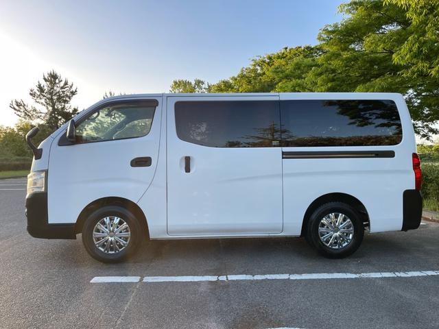 NISSAN NV350 CARAVAN 4WD 2013 Image 31