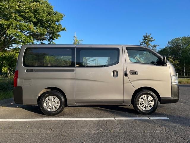 NISSAN NV350 CARAVAN 4WD 2016 Image 31