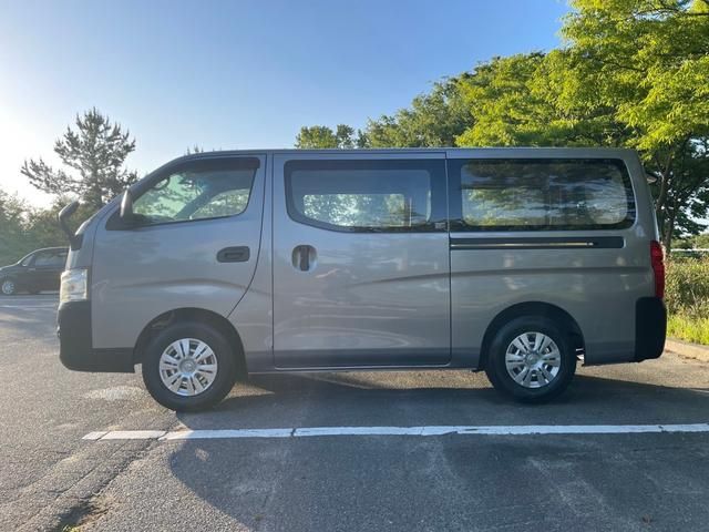 NISSAN NV350 CARAVAN 4WD 2016 Image 31