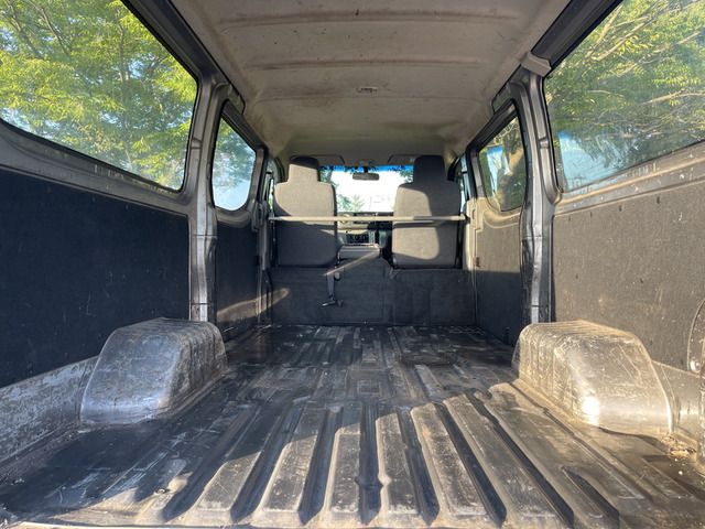 NISSAN NV350 CARAVAN 4WD 2016 Image 31