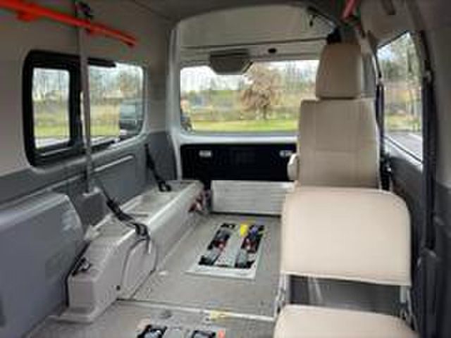 NISSAN NV350 CARAVAN 4WD 2013 Image 31
