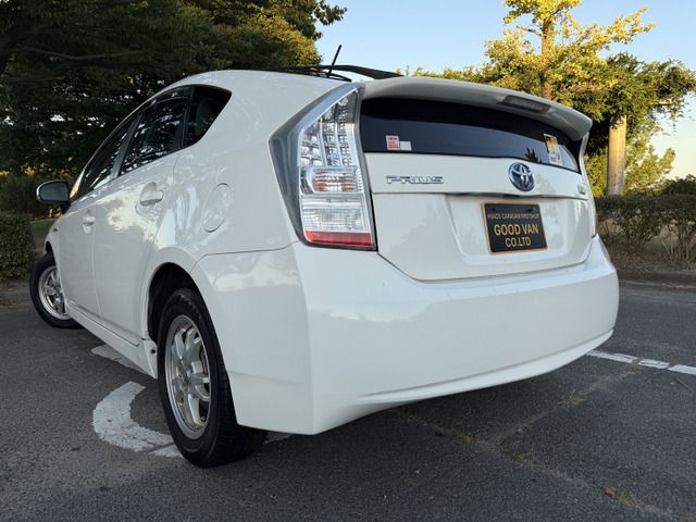 TOYOTA PRIUS 2010 Image 31
