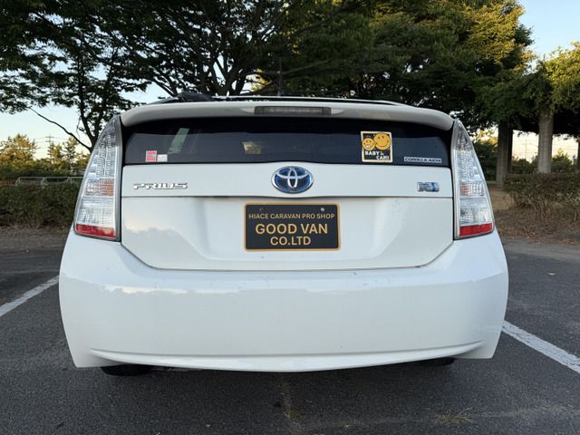 TOYOTA PRIUS 2010 Image 31
