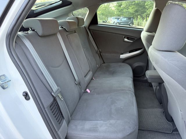 TOYOTA PRIUS 2010 Image 31