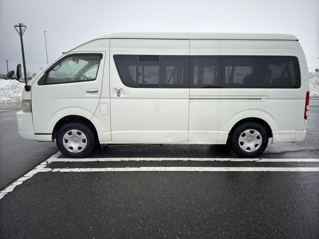 TOYOTA HIACE COMMUTER 4WD 2005 Image 31