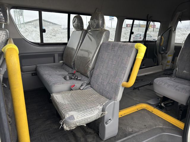 TOYOTA HIACE COMMUTER 4WD 2005 Image 31