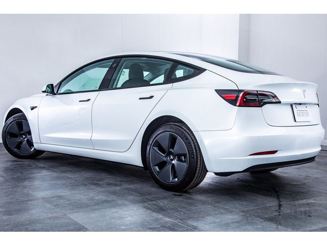 TESLA MODEL 3 2023 Image 31