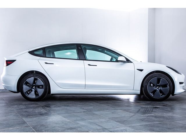 TESLA MODEL 3 2023 Image 31