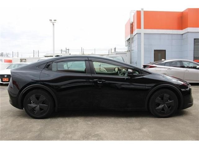 TOYOTA PRIUS 2023 Image 31